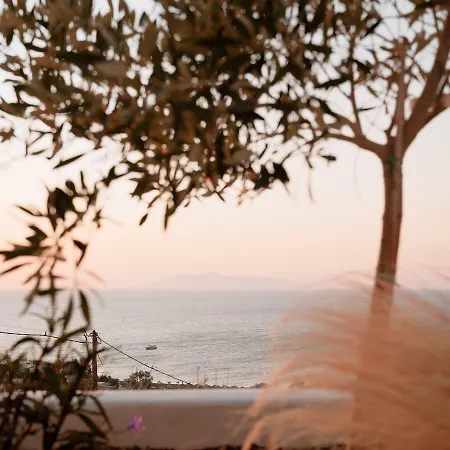 Mon Signor Adults Only - Santorini Hotel Kamári
