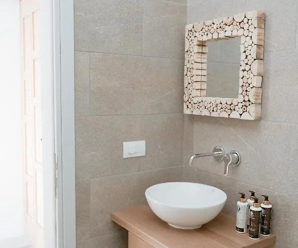 Hotel Mon Signor Adults Only Boutique Hotel - Kamari Santorini 5*